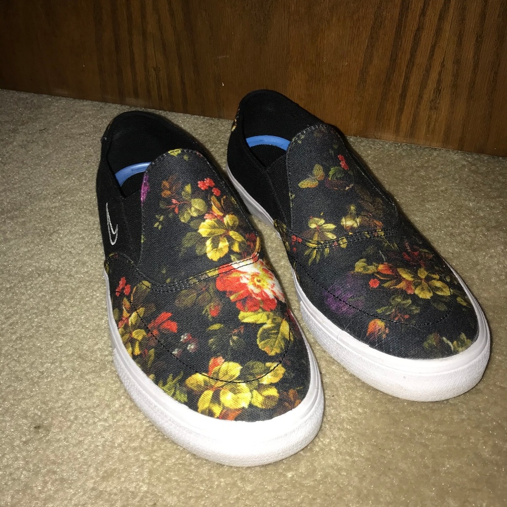 Nike SB Flower Shoes